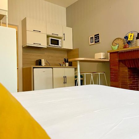 Suite Clovis - 1 Reims Exterior foto