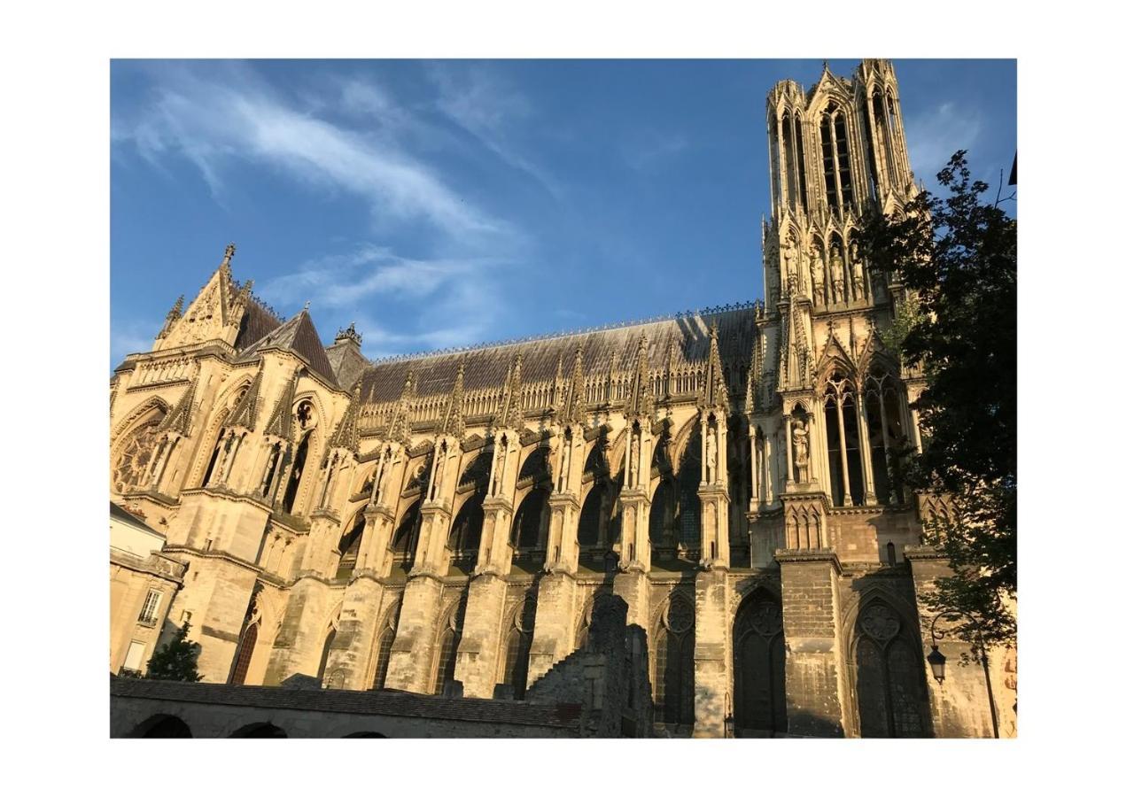 Suite Clovis - 1 Reims Exterior foto